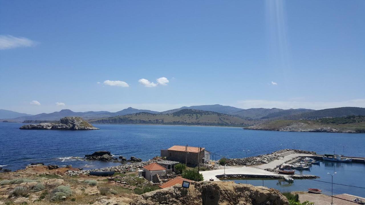 Villa Experience The Pure Sense Of The Aegean Sea Liota Exterior foto