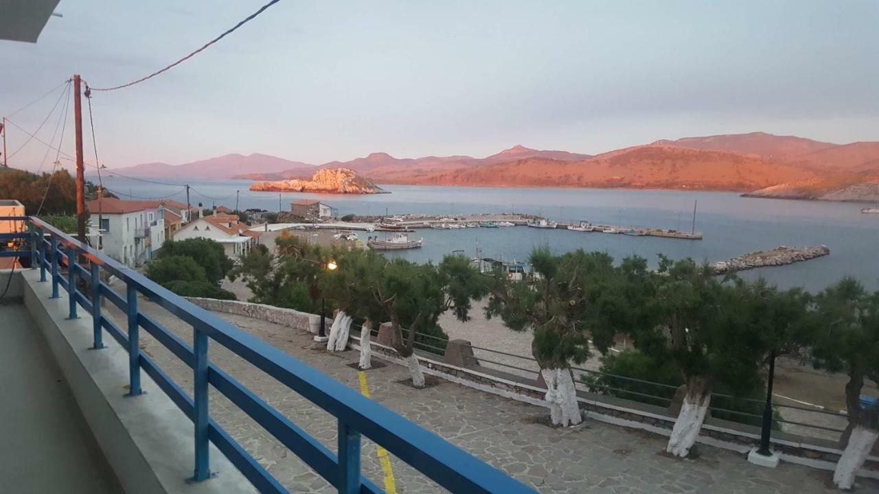 Villa Experience The Pure Sense Of The Aegean Sea Liota Exterior foto
