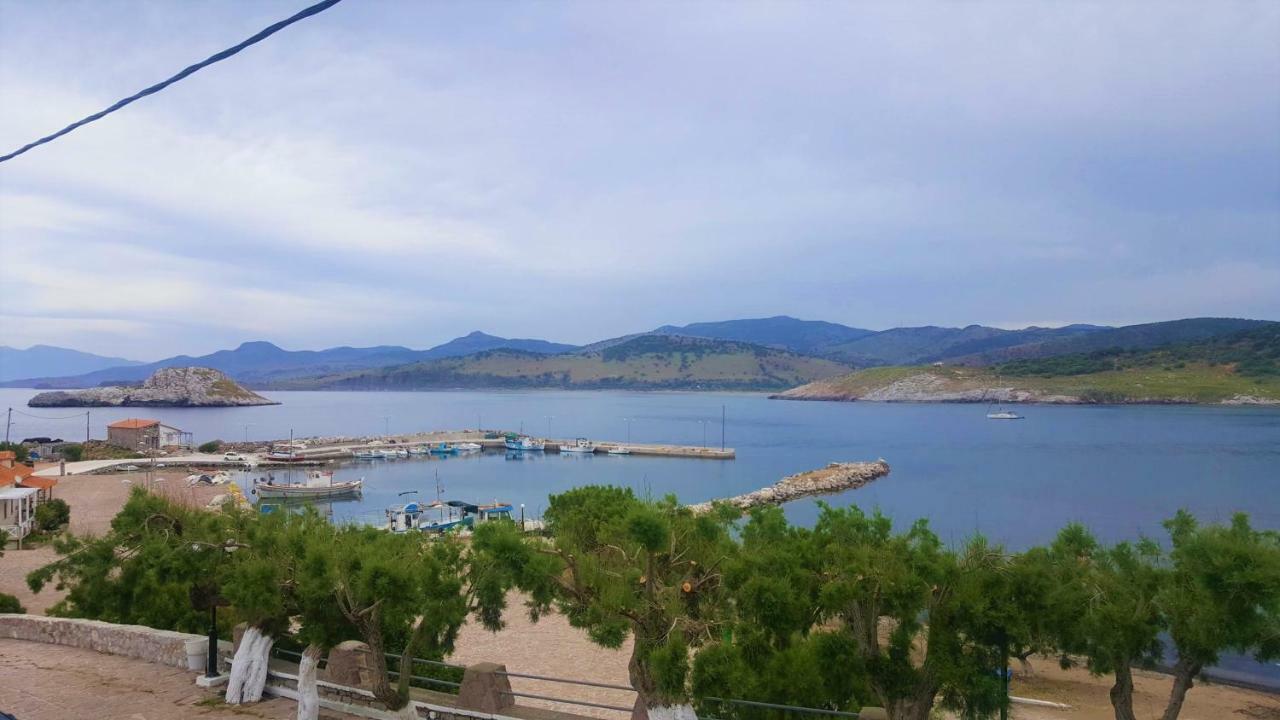 Villa Experience The Pure Sense Of The Aegean Sea Liota Exterior foto